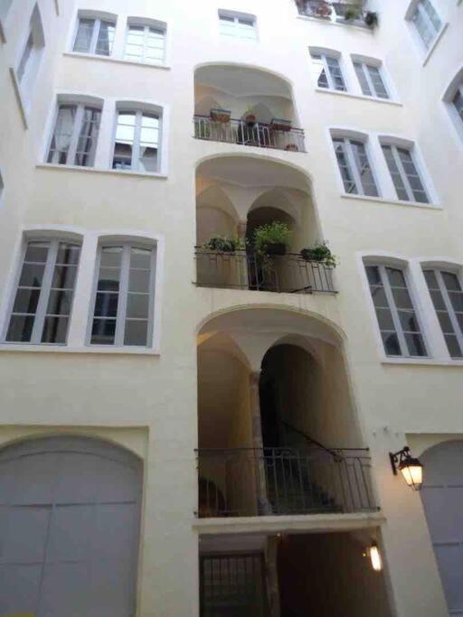 Chez Alam A Hotel De Ville Lyon Kültér fotó